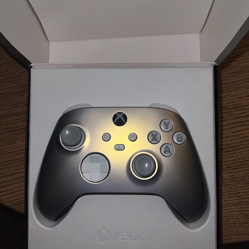 Wireless Controller - Silver